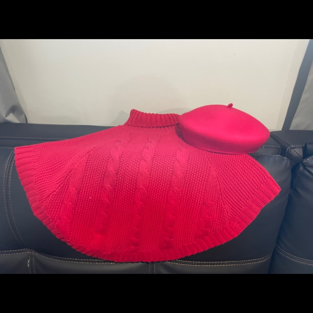 Girl size 5 red Carter’s poncho. Gymboree size 2t-5t red French hat.